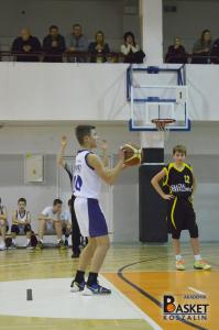 zak basket 14
