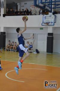 zak basket 09